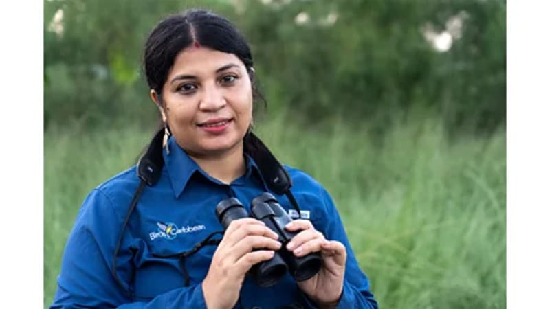 20,000 Women Save India's 'Bone-Swallower' Stork - Image 5