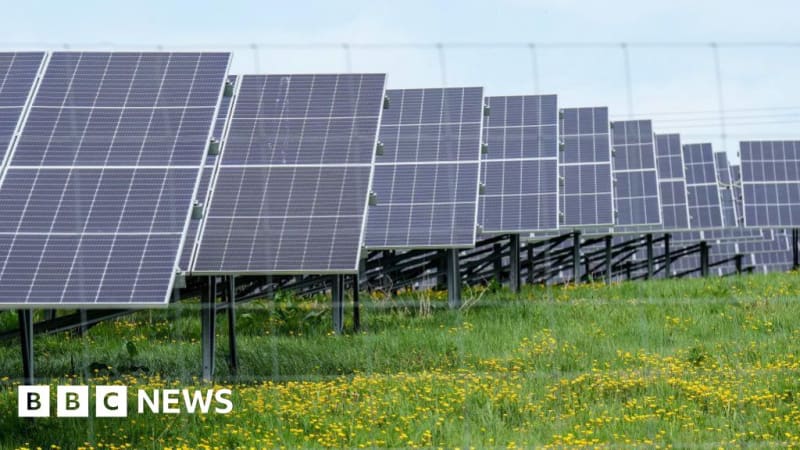 UK Approves Record 157 Solar Farms in Clean Energy Win