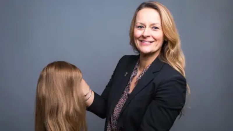 Cancer Survivor Offers Free Haircuts for Kids With Hair Loss - Image 3