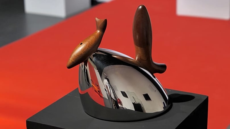 Hungarian Gallery Celebrates Beauty in Everyday Design - Image 2