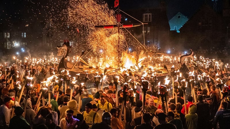 Scotland's Viking Fire Festival Lights Up Winter Night - Image 2