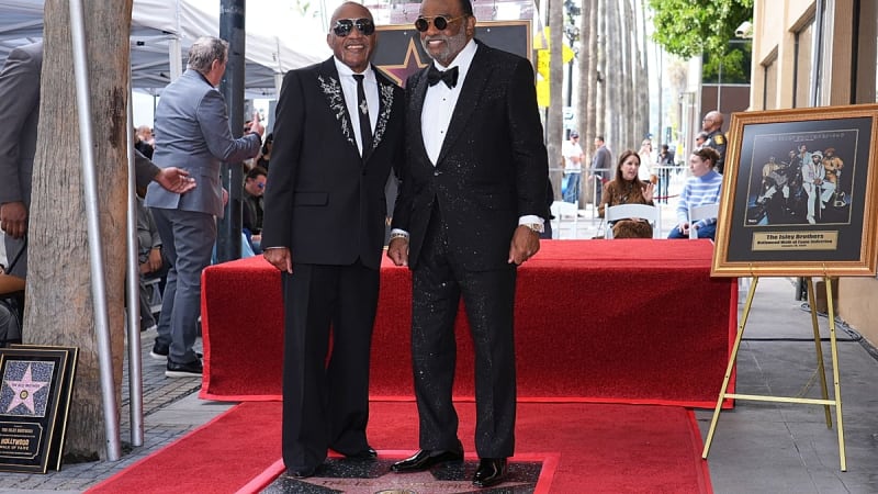 The Isley Brothers Get Hollywood Star After 67 Years