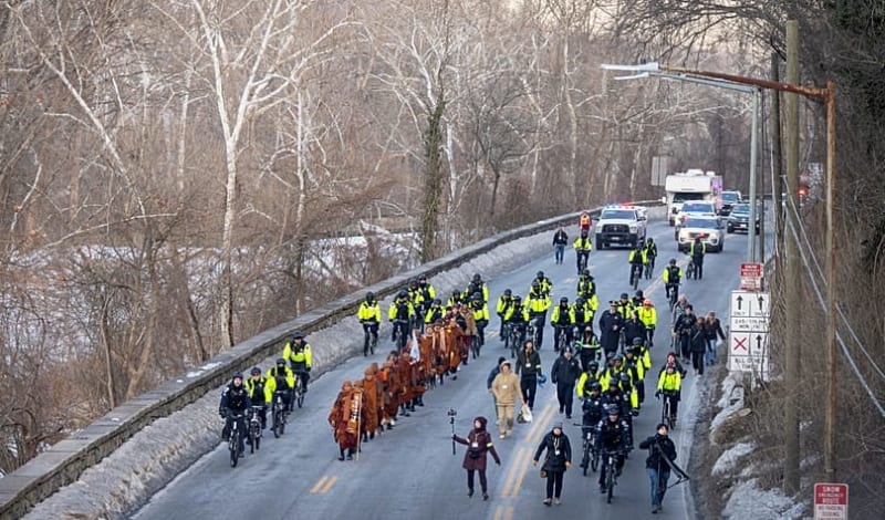 Buddhist Monks Complete 108-Day Peace Walk Across America - Image 3