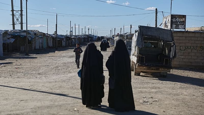 Syria Relocates 24,000 From Desert Camp to Better Facilities - Image 2