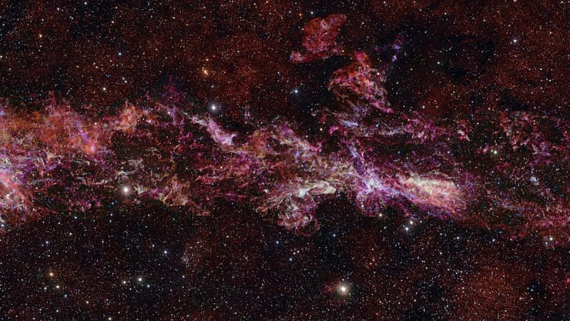 New Milky Way Photo Reveals Star-Forming Gas in Detail