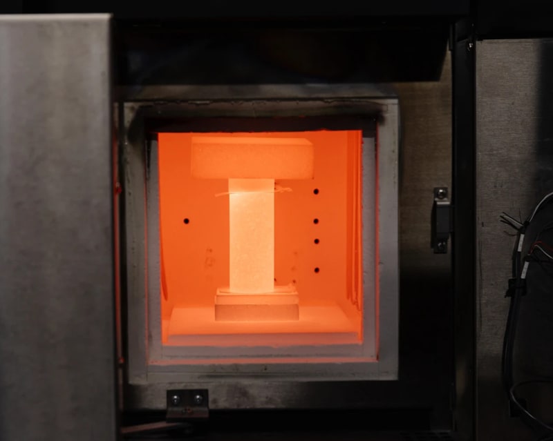 MIT Battery Heats Factories to 1,800°C Without Fossil Fuels - Image 3