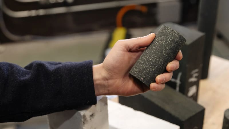 MIT Battery Heats Factories to 1,800°C Without Fossil Fuels