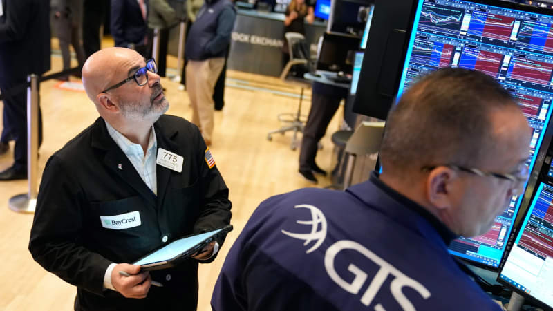 Wall Street Celebrates Strong Tech Performance as Markets Soar to New Heights