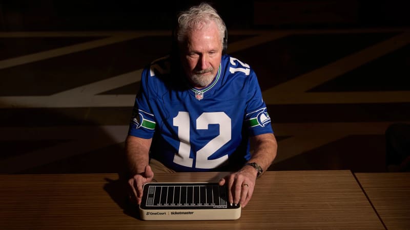 NFL Debuts Vibrating Tablet for Blind Fans at Super Bowl