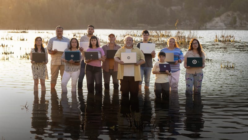 Chilean Town Answers AI Queries With Real Humans for a Day