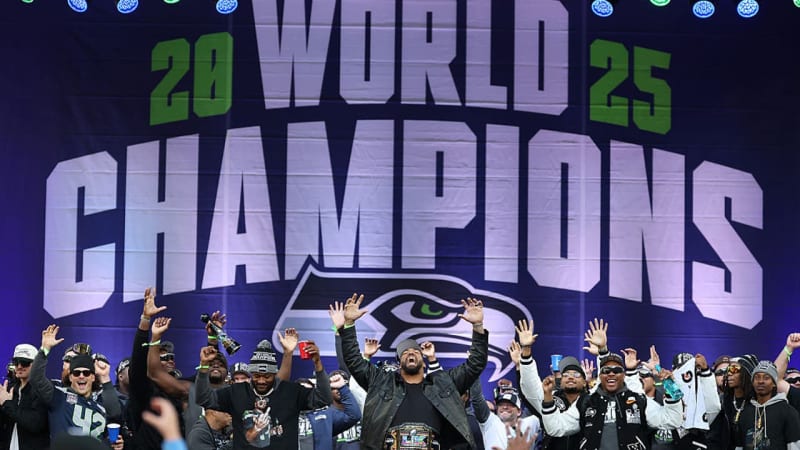 Seattle Celebrates Seahawks Super Bowl Win With 1M Fans - Image 2