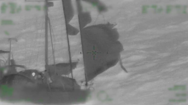 Coast Guard Saves 3 Sailors in 20-Foot Seas Off Florida - Image 2