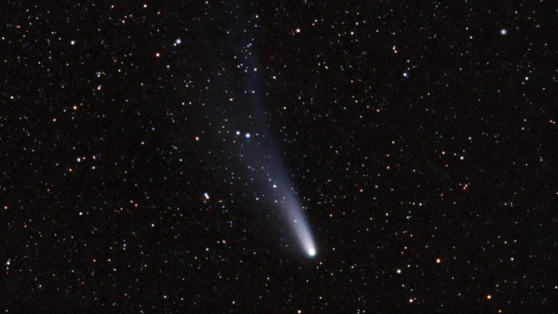Amateur Astronomers in France Discover New Comet