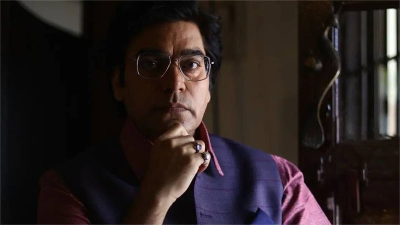 ** Actor Ashutosh Rana performing in theatrical production of Humare Ram retelling Ramayana story