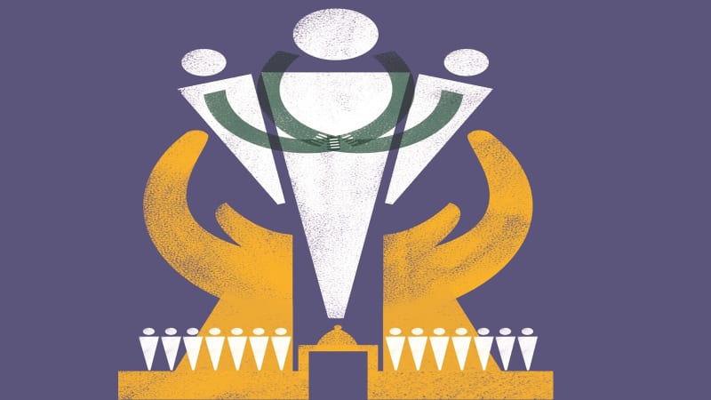 Students from Tamil Nadu and Uttar Pradesh celebrating together at cultural festival in Kashi, India