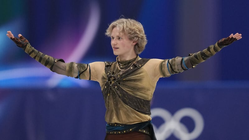 Skater Ilia Malinin Conquers Pressure at Milan Olympics