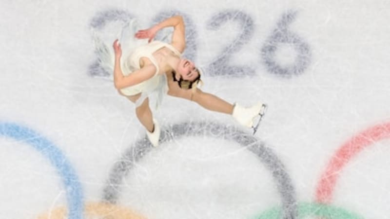 Figure Skater Alysa Liu Finds Joy, Places 3rd at Olympics - Image 4