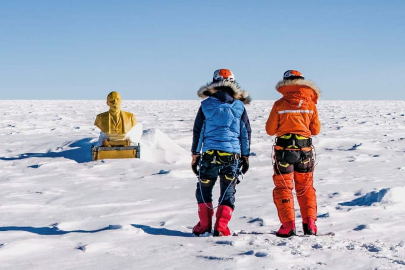 Antarctic Explorers Ski 4000km, Unlock Climate Secrets with Cutting-Edge Science