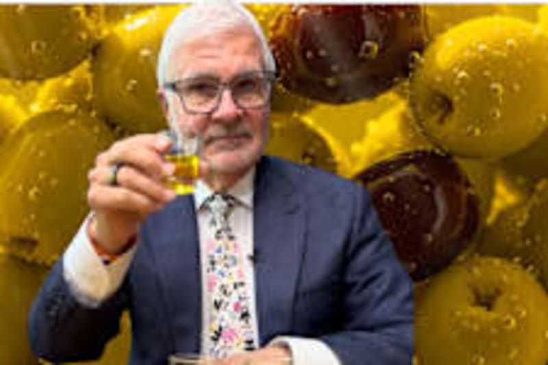 Toronto Man Brings Joy to Transit Riders One Greeting at a Time - Image 3