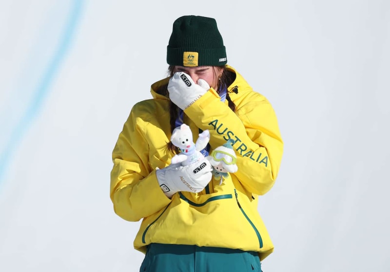 Australia's Josie Baff Wins Olympic Gold in Snowboard Cross - Image 3
