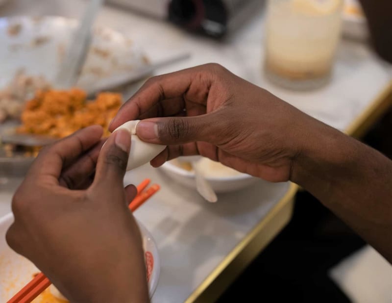 Gary Zhao Sells 2,500 Dumplings Daily in Melbourne - Image 3
