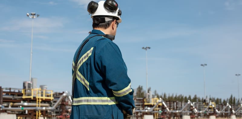 Western Canada Oil Towns Pioneer Clean Energy Projects