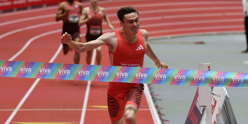 Josh Hoey Shatters 29-Year-Old 800m World Record in Boston