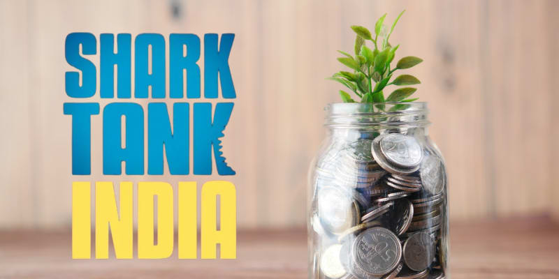 Indian entrepreneur from small town confidently presenting business pitch on stage