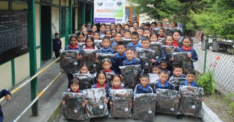 Retired General Turns Army Uniforms Into 40,000 School Bags - Image 4