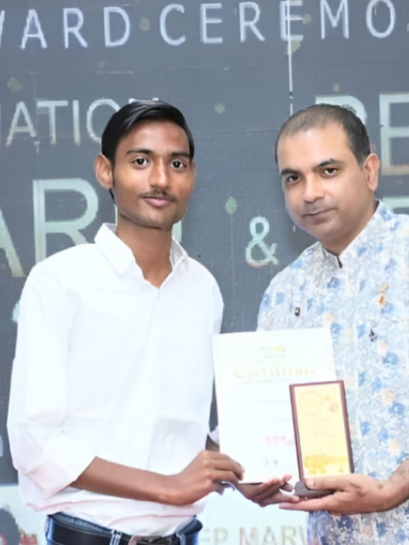 Amit Kumar Wins Acting Prize, Now Needs $1K for Diploma