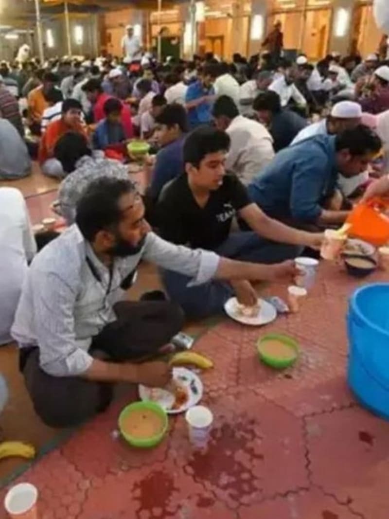 Chennai Temple Serves Iftar to Muslims for 40 Years