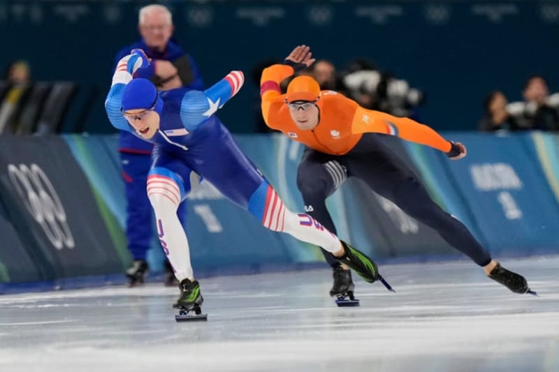 Jordan Stolz Wins Gold, Breaks 22-Year Olympic Record at 21 - Image 3