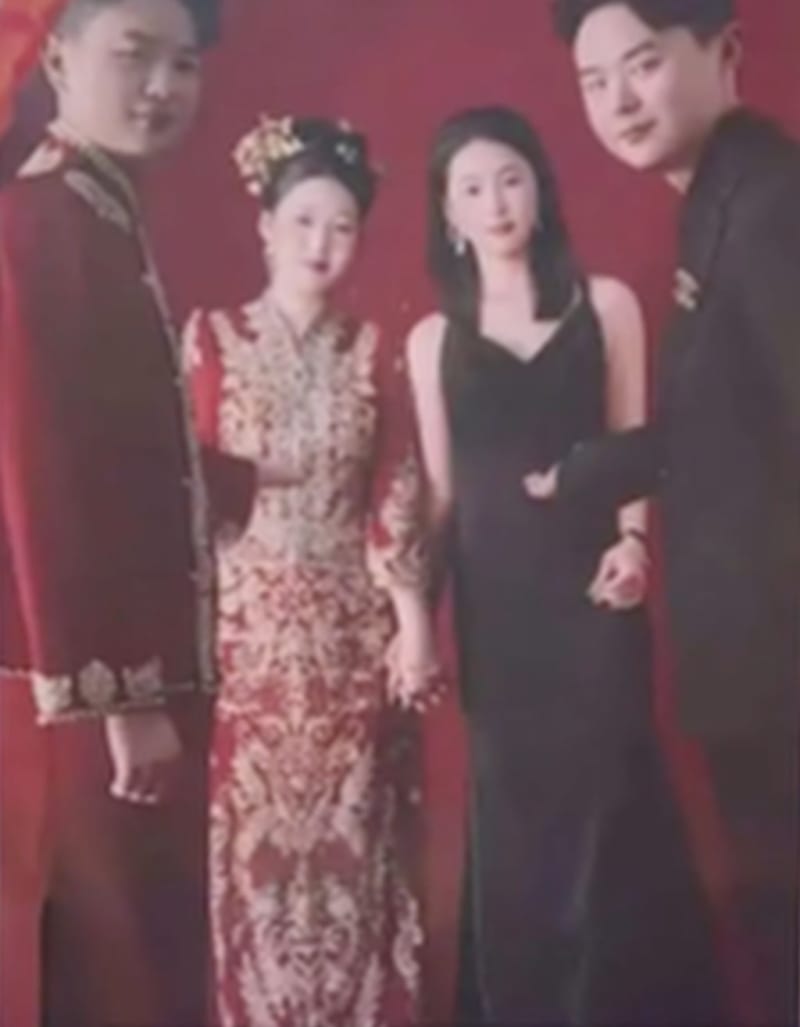Twin Brothers Marry Twin Sisters at China Wedding - Image 4