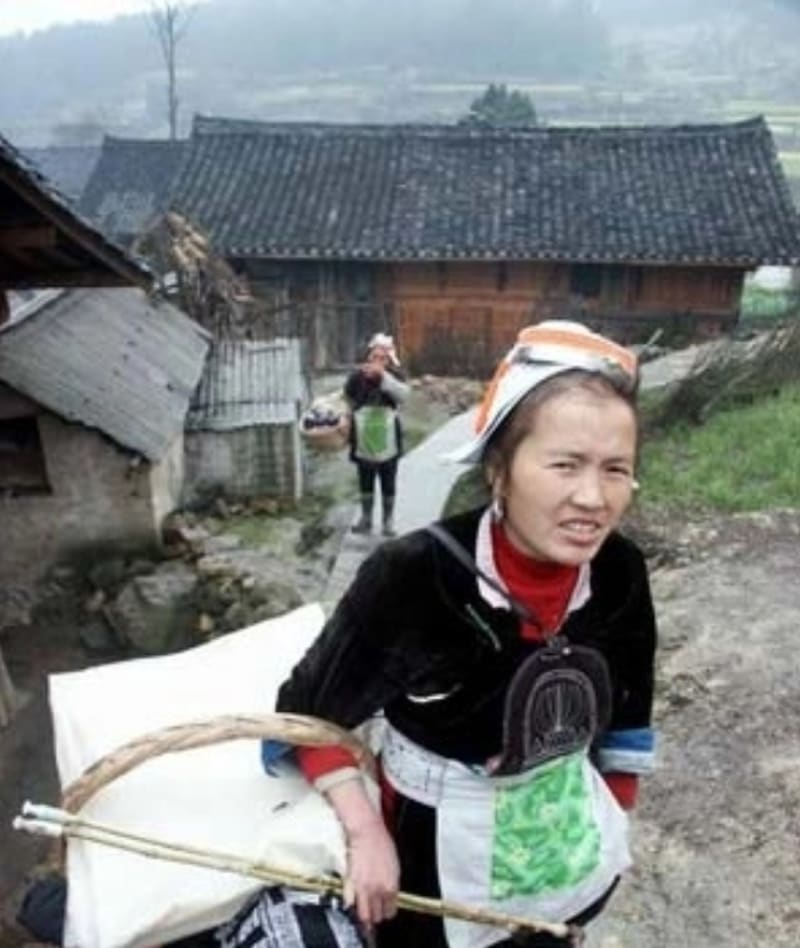 China's Miao People Turn Moving Day Into Joyful Festival - Image 3
