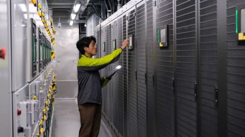 160-Year-Old Hong Kong Utility Goes Green With AI & Hydrogen - Image 4