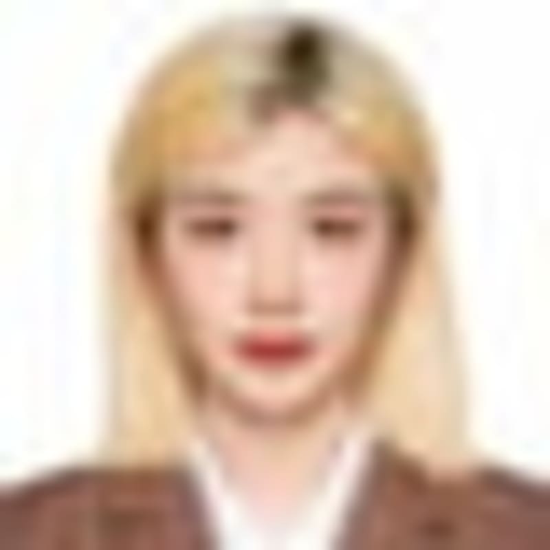 Abandoned Daughter Builds $36M Fashion Empire in China - Image 4