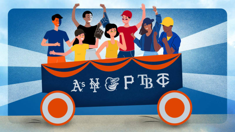 Young baseball prospect Konnor Griffin making spectacular catch during high school football game