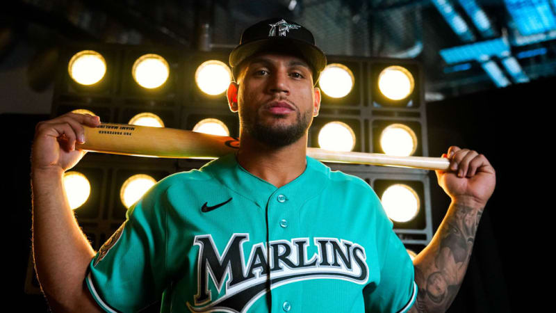 Miami Marlins Bring Back Teal Jerseys for Sunday Games - Image 5