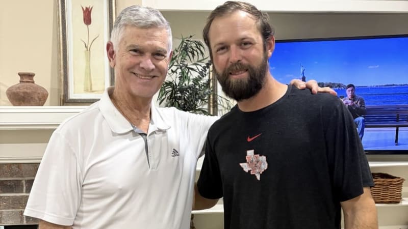 Former MLB Star Dickie Thon Donates Kidney to Save Son