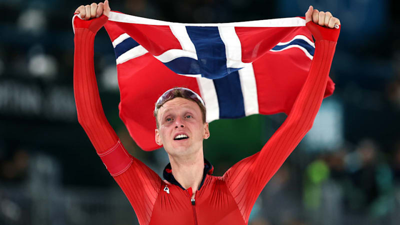 Norwegian Skater Breaks Olympic Record in Debut Race
