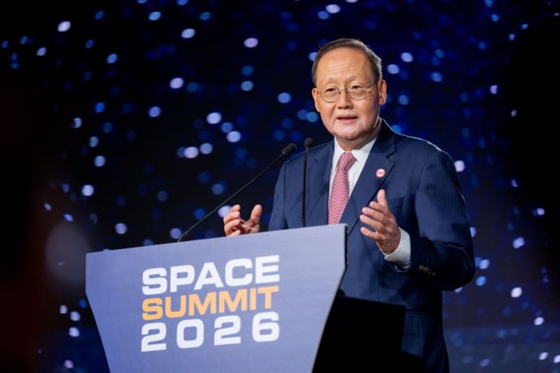 Singapore Launches Space Agency to Lead $1.8T Economy - Image 2