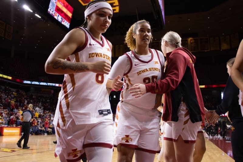 Iowa State's Pink Out Grows from 9 to 260 Cancer Survivors - Image 5
