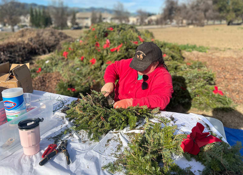 500+ Wreaths Recycled by Volunteers at King City Cemetery - Image 3