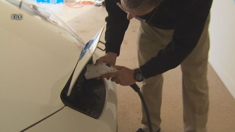 Washington Invests $12M in Highway EV Charging Stations