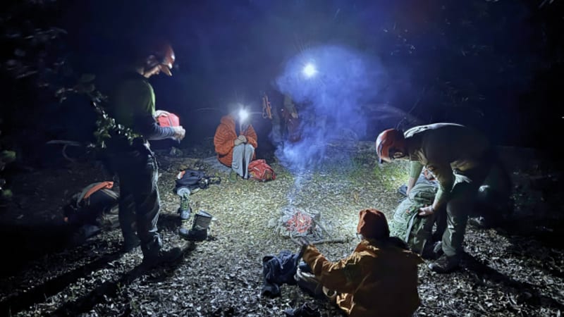 Hikers Saved After Smart Fire Trick Prevents Hypothermia - Image 2