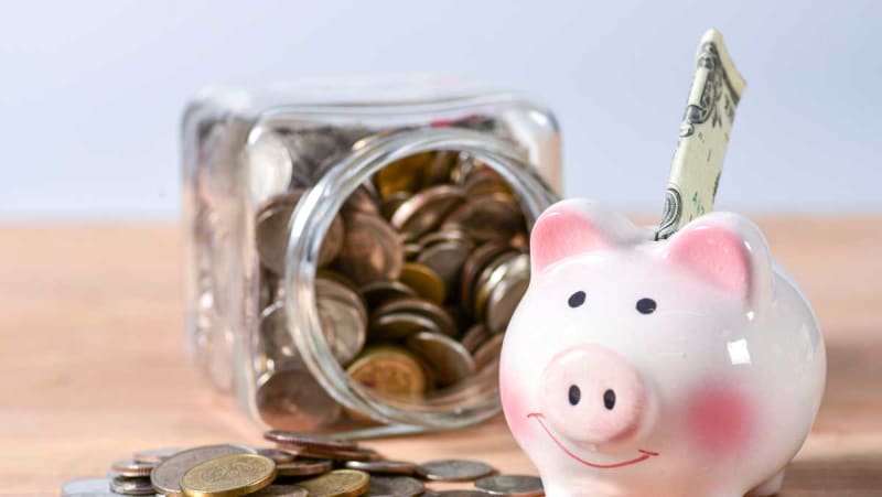 NFL Players Offer $6K in Scholarships to Orlando Seniors