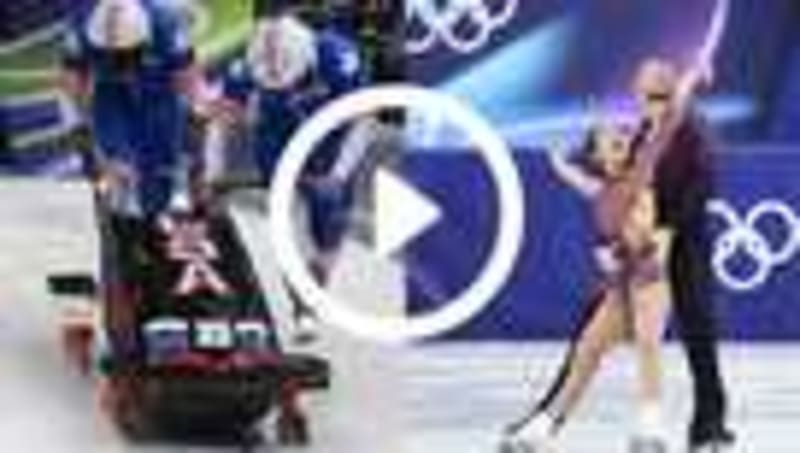 Team USA's 'Blade Angels' Chase Olympic Gold in Italy - Image 4