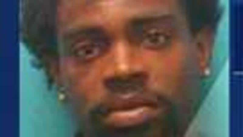 Paramedic Neighbor Chases Burglar, Saves Injured Man - Image 4