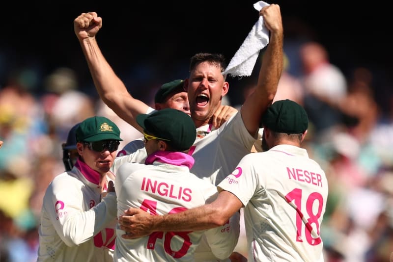 Bethell's Maiden Century Shines as Young Star Delivers Dream Performance at SCG - Image 4