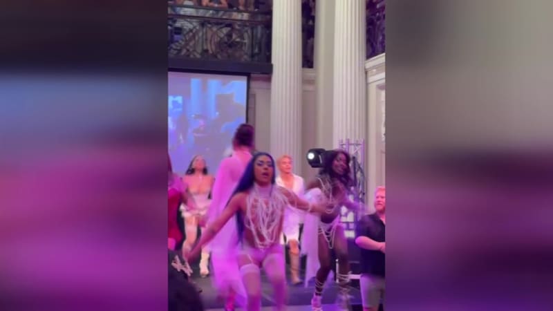 Melbourne's Oldest Library Hosts Queer Fantasy Ball - Image 4